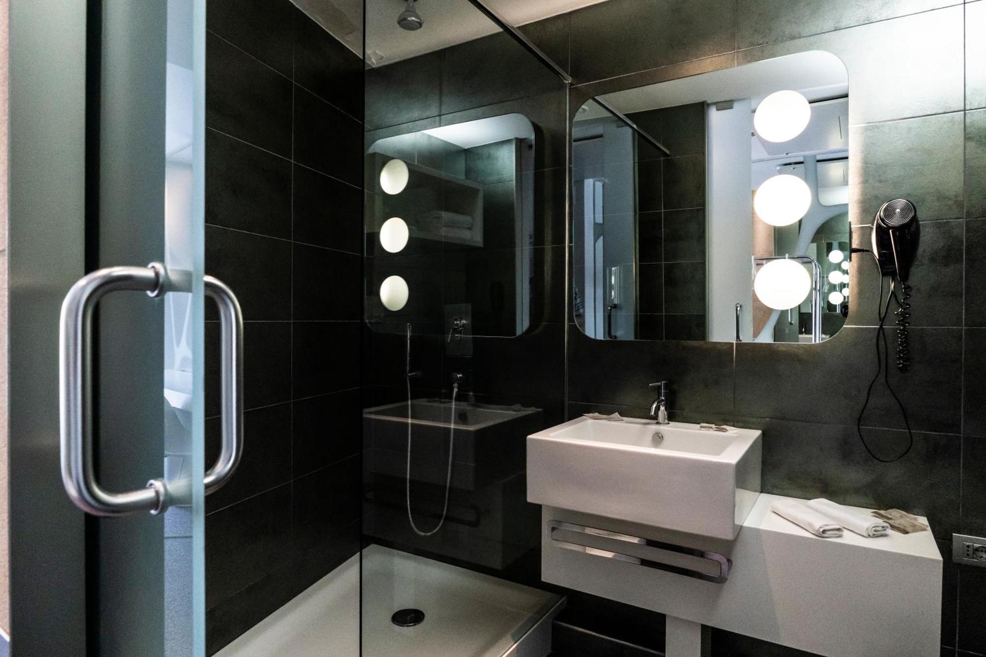 A Point Arezzo Park Hotel Баттифоле Экстерьер фото